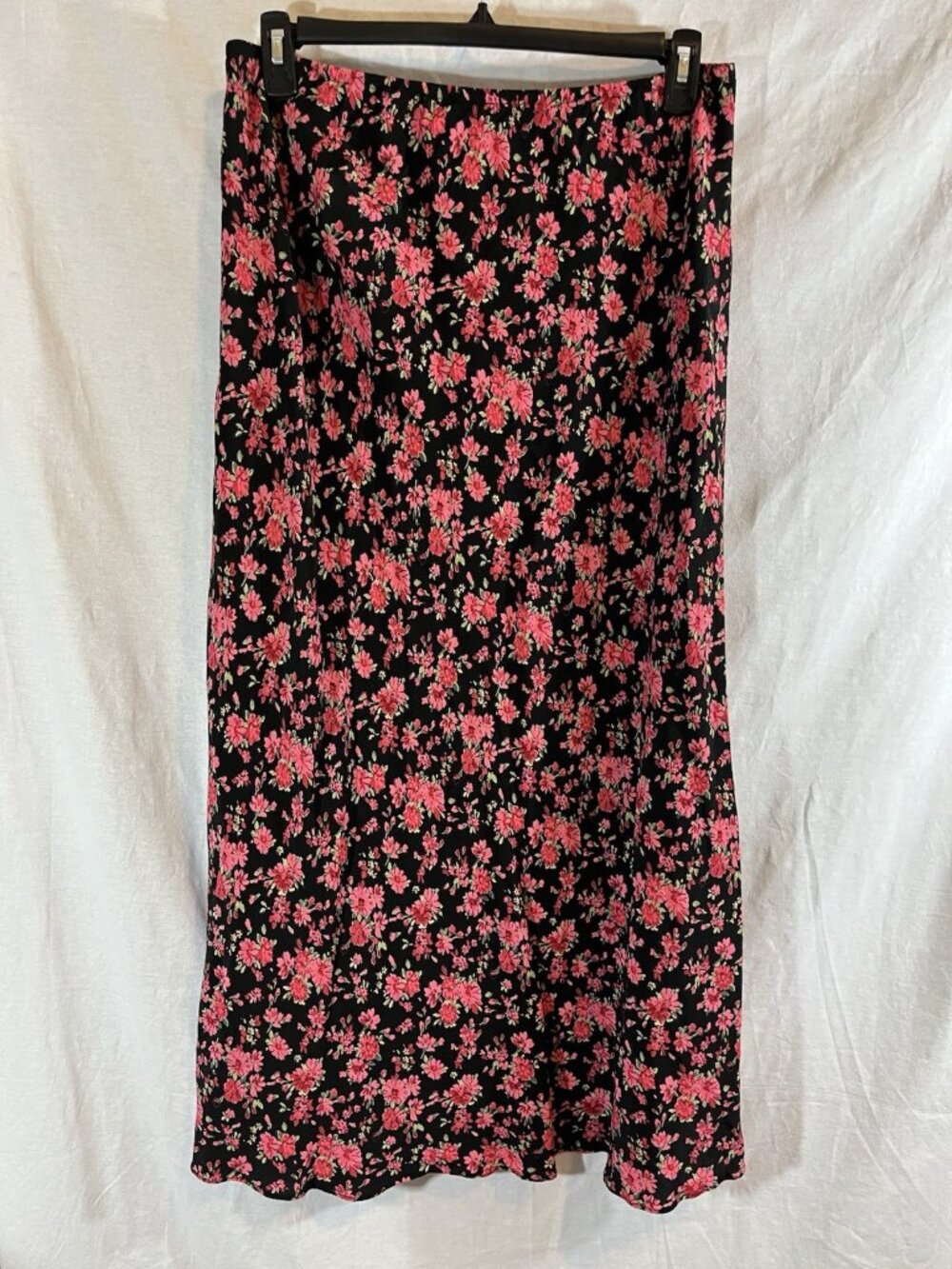 Twyla Blu Women’s X-Large Black & Pink Floral Rayon Maxi Skirt